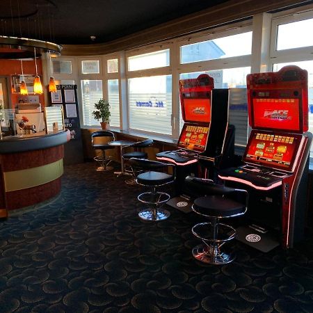 Casino Hotel Neubeckum Exteriör bild